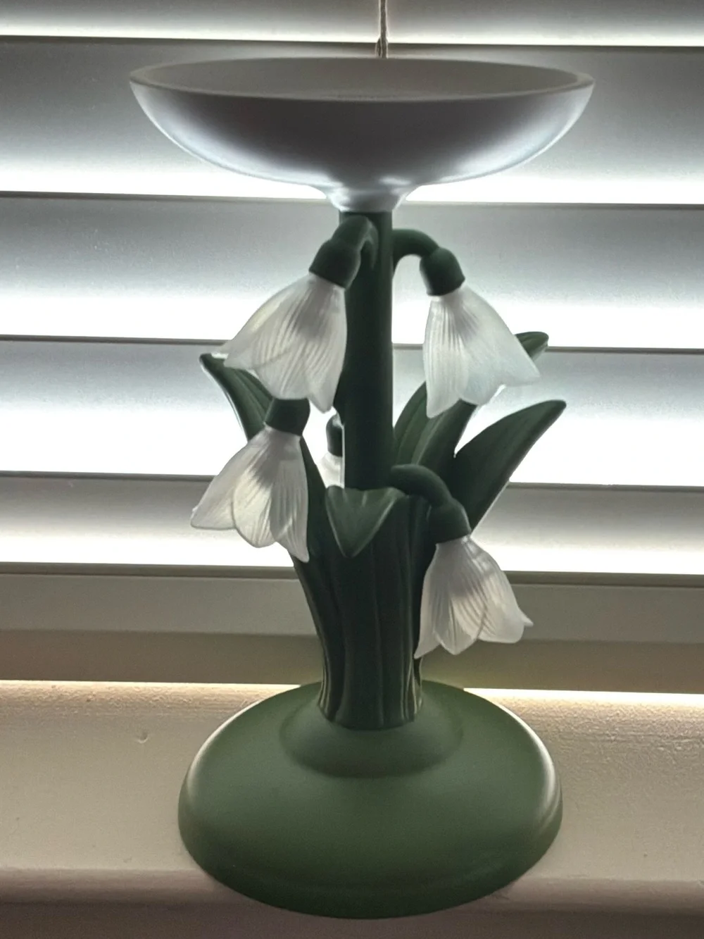 Bath and Body Works Snow Drop Dream Candle Holder